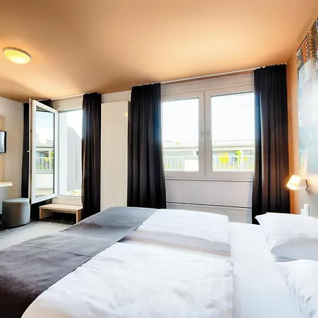 Muenchen-hbf Hotel 3*